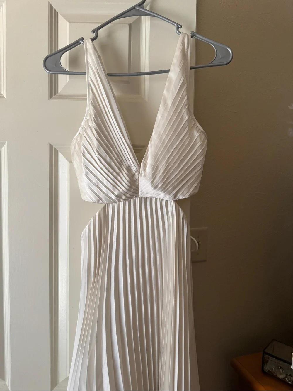 Abercrombie Giselle Pleated Cutout Maxi Dress